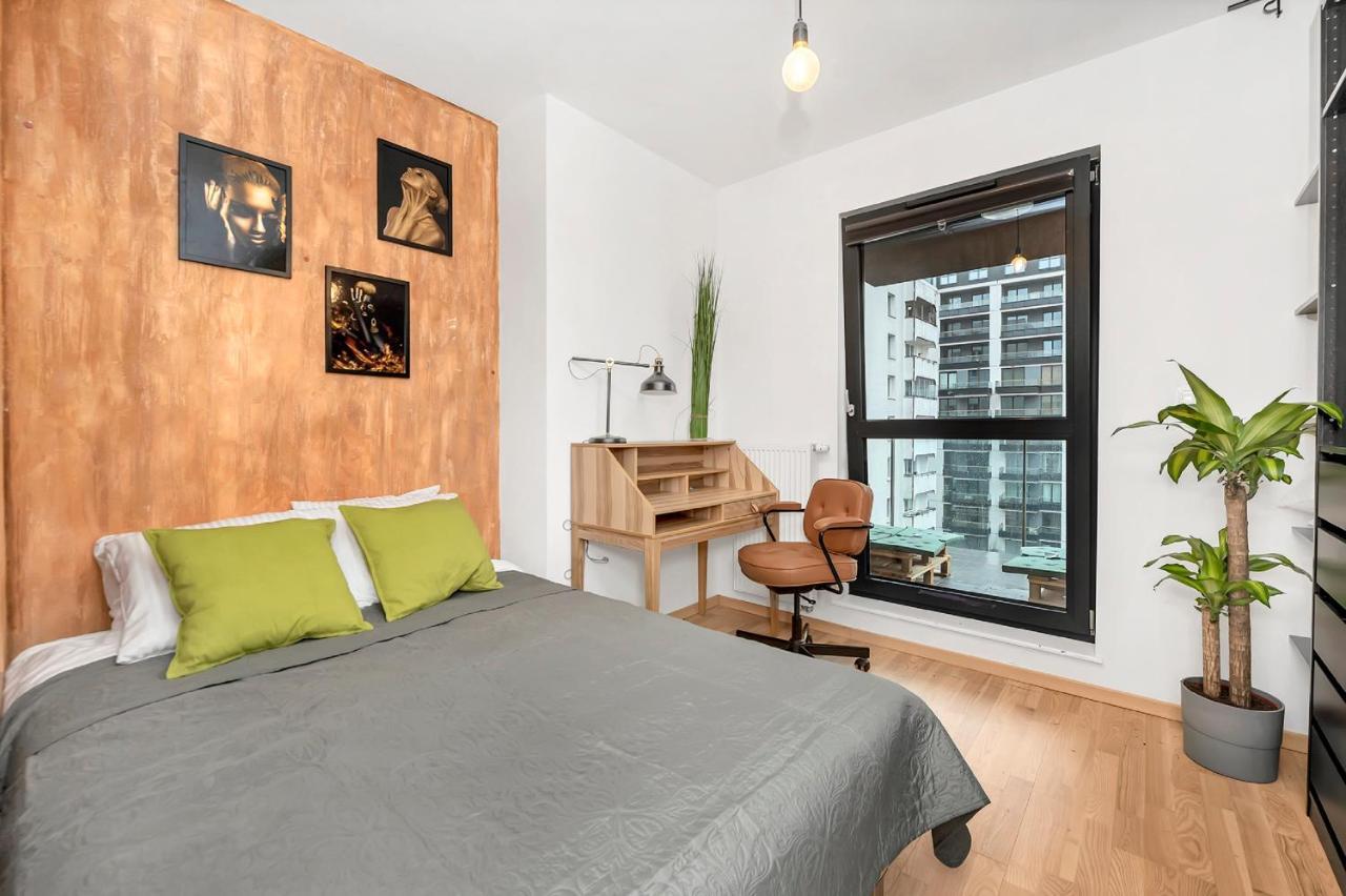 Lumina 4-Room Apart With Large Balcony Варшава Екстериор снимка