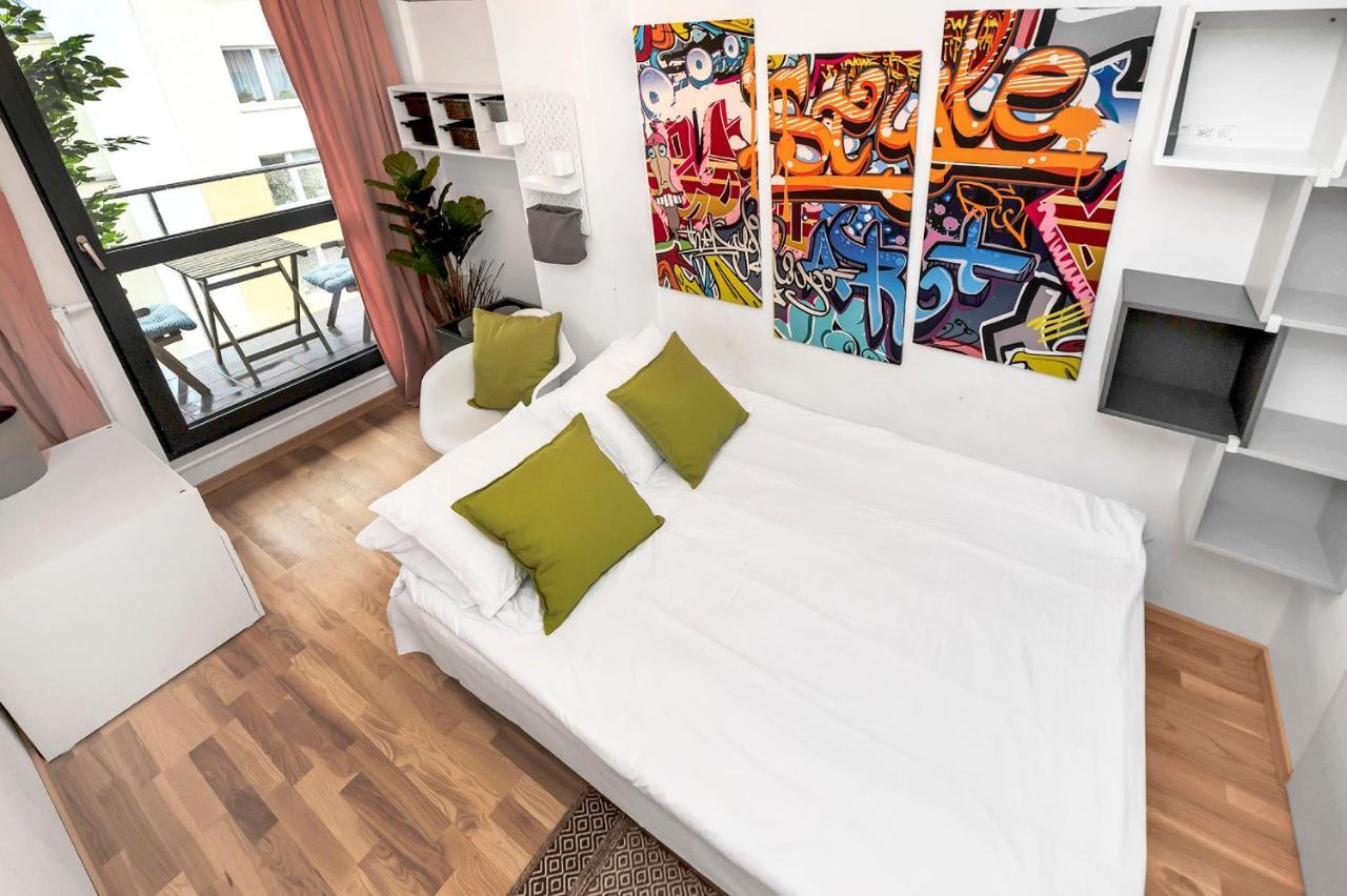 Lumina 4-Room Apart With Large Balcony Варшава Екстериор снимка